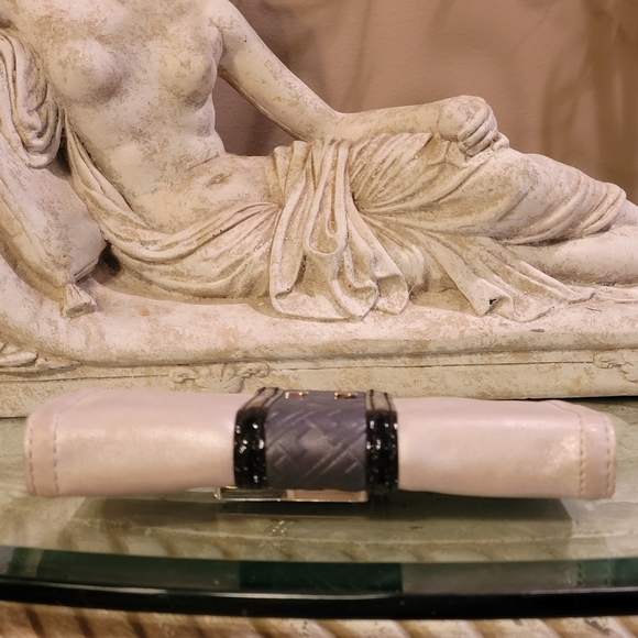 L.A.M.B. by Gwen Stefani Frosted Iridescent Clutch Wallet Luxury Designer #484 - Picture 16 of 16